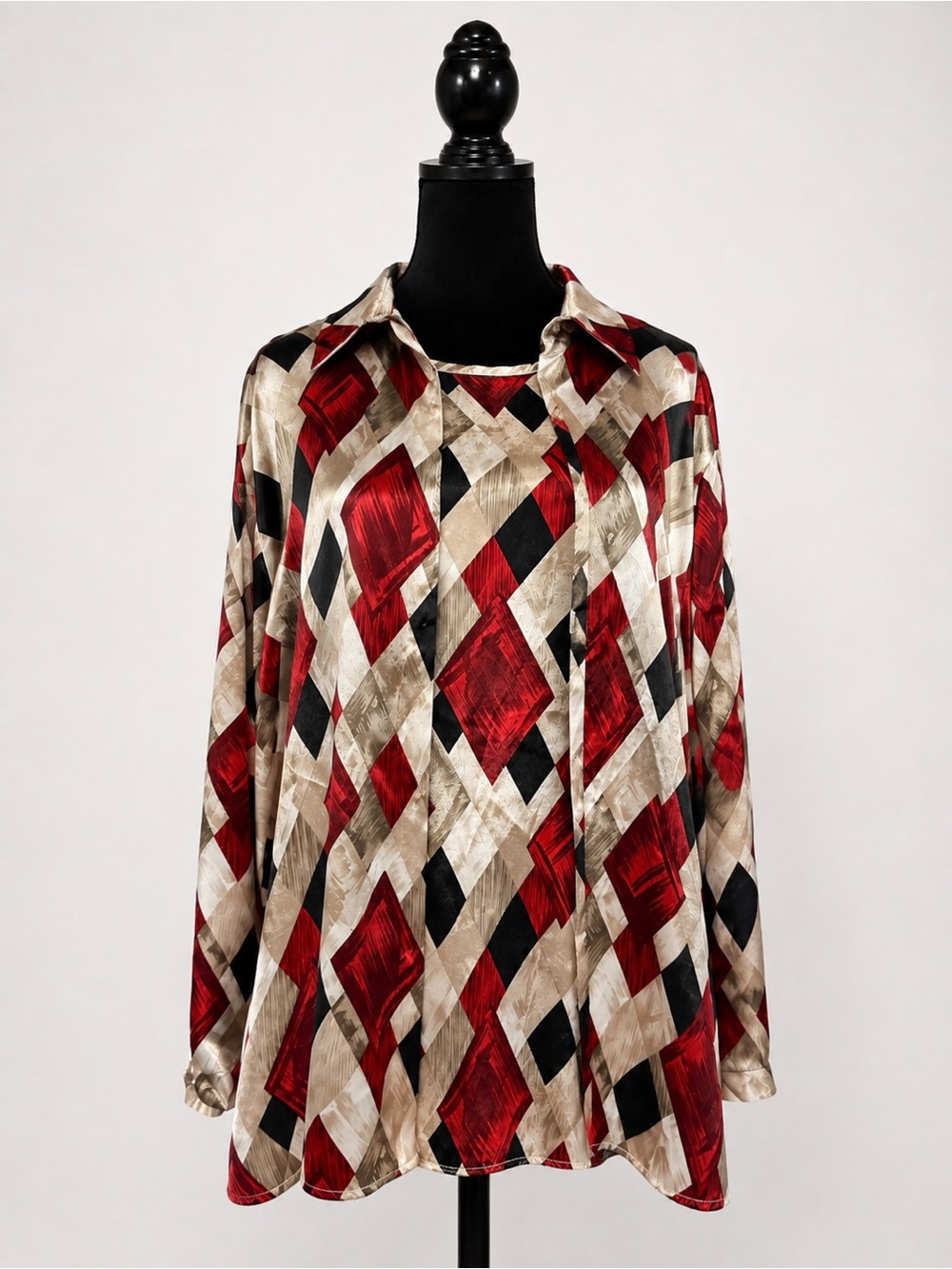 Willow Ridge 2 piece Red, Black & Cream Geometric Button-Front Long Sleeve Top